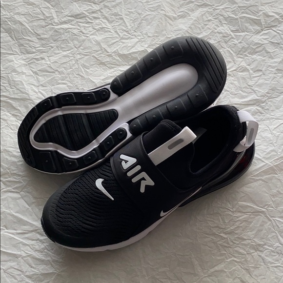 NWT Nike Air Max 270 black - Picture 8 of 8